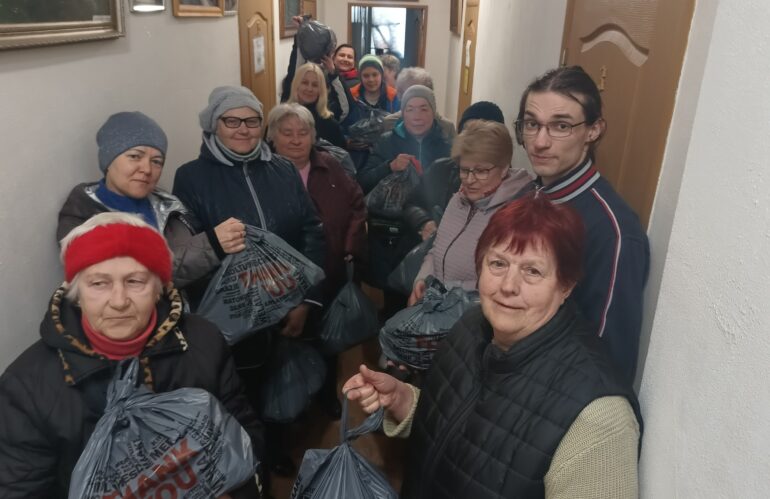 Діяльність “МАЙБУТТЯ” (05.2023). ГО “Майбуття” допомогає продуктовими наборами по програмі SOS.