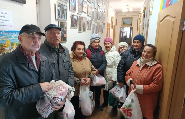 Діяльність “МАЙБУТТЯ” (11.2023) Допомога продуктовими наборами.